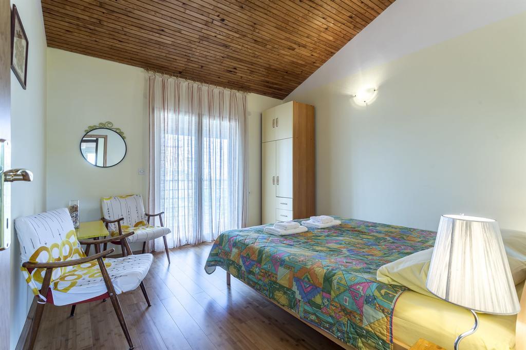 Apartment Srecko Vinišće 외부 사진