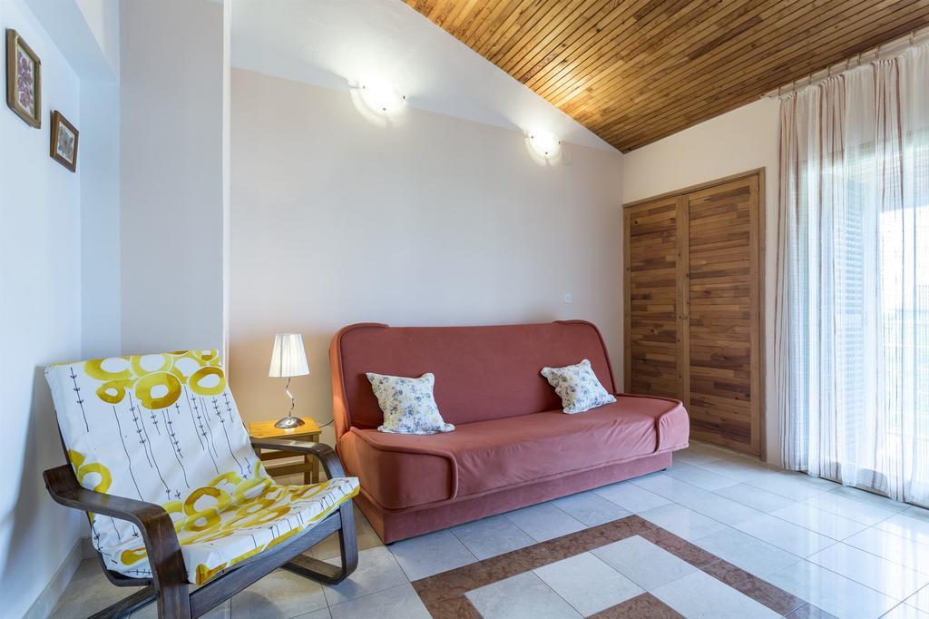 Apartment Srecko Vinišće 외부 사진