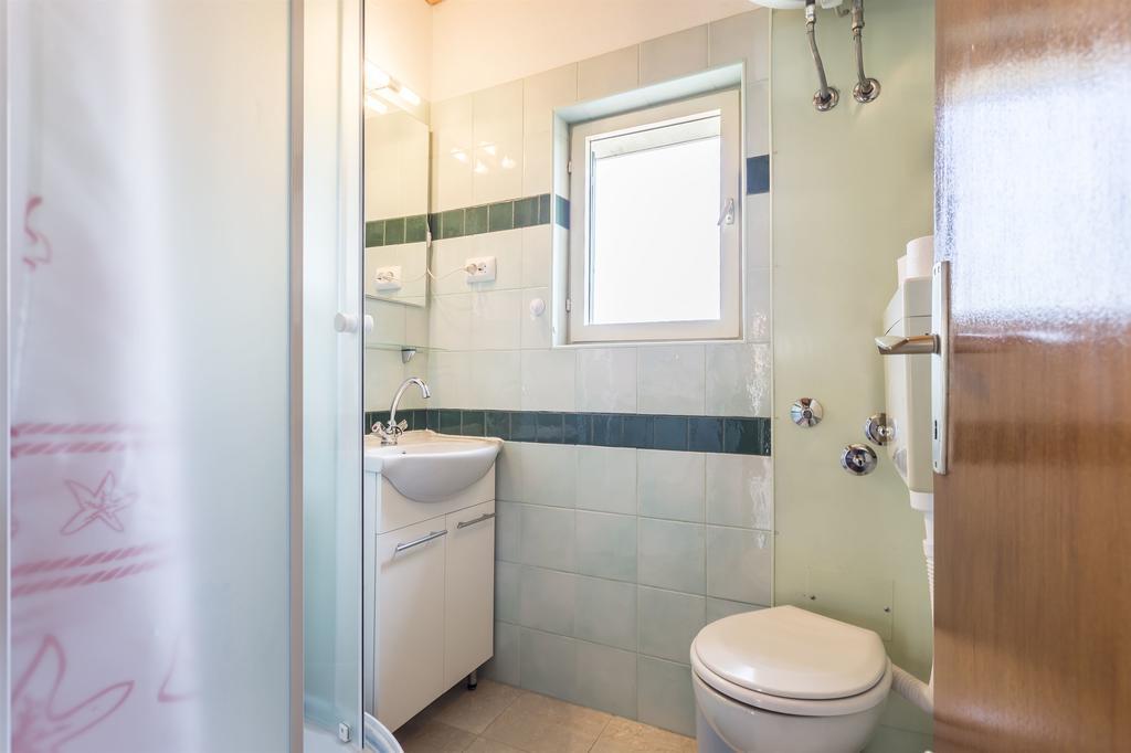 Apartment Srecko Vinišće 외부 사진